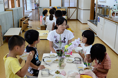 給食